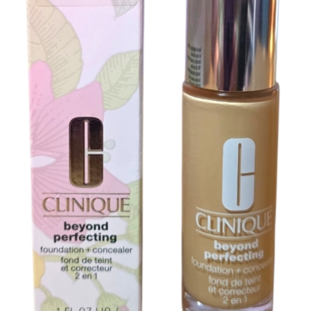 Clinique Beyond Perfecting Foundation + Concealer WN 12 Meringue VF Natural Look